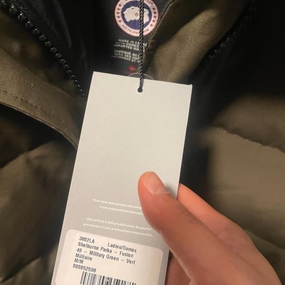 BNWT Canada Goose Shelburne Parka Fusion Medium - Picture 3 of 8